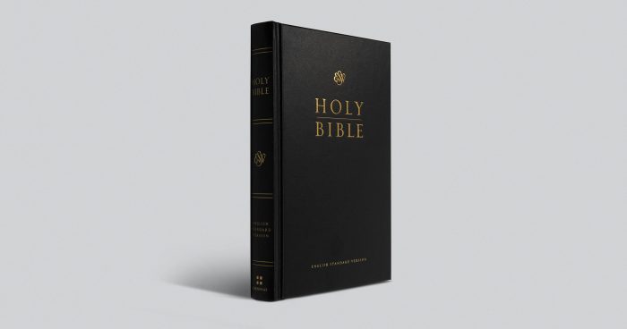 ESV Premium Pew and Worship Bible (Hardcover, Black) - Image 3